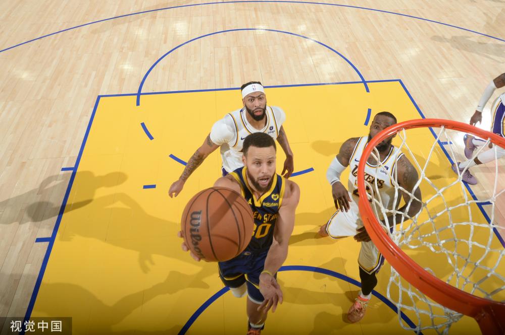 广阔的足球 广阔的足球